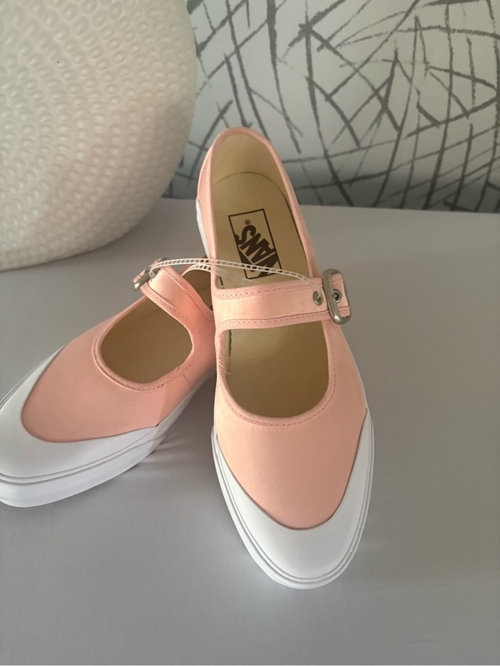 Vans Women’s Mary Jane sneakers in the Ballet Chintz Rose and white